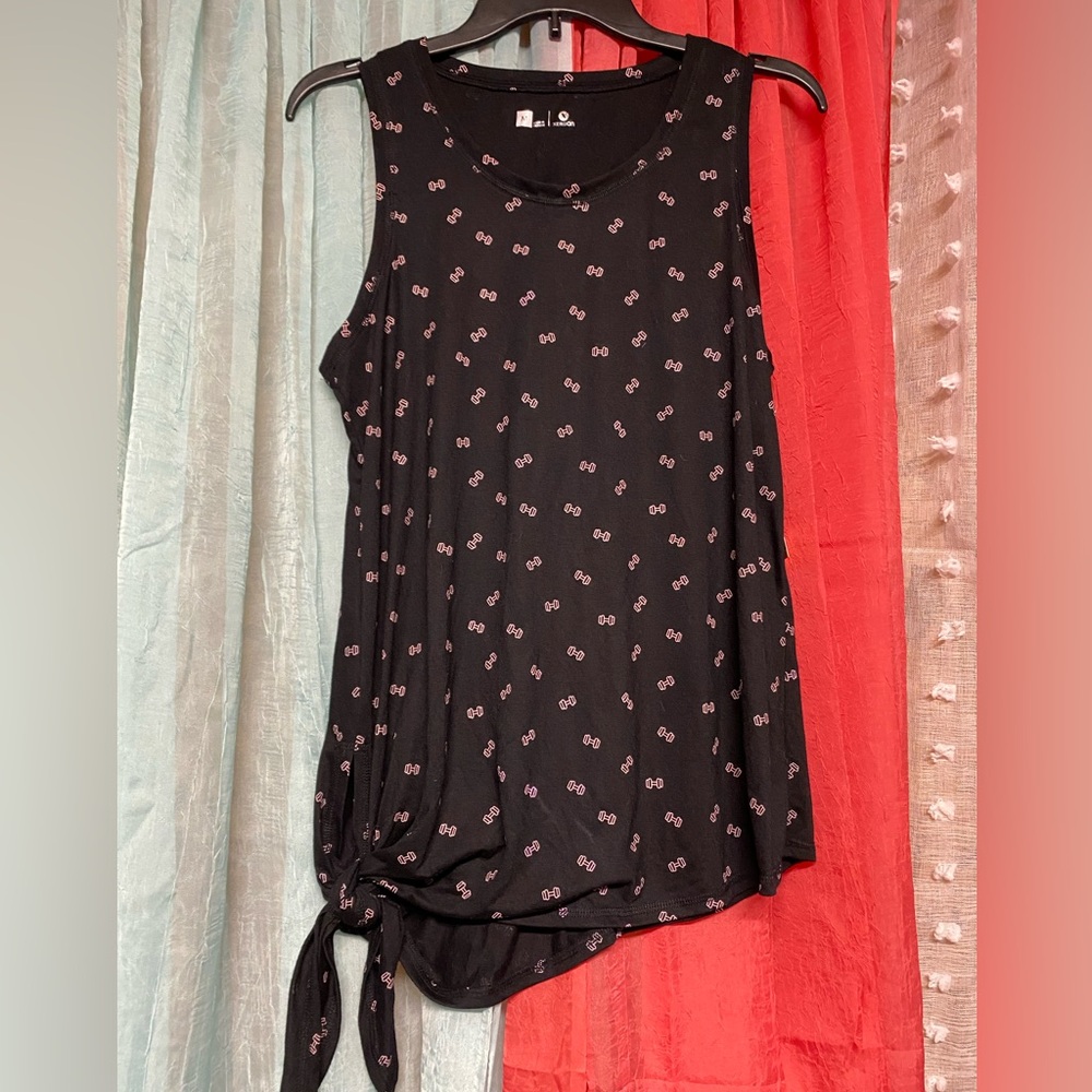 Xersion tank top NWT- medium